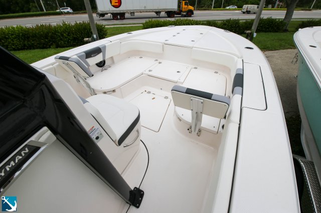 New 2023 Robalo 266 Cayman for sale